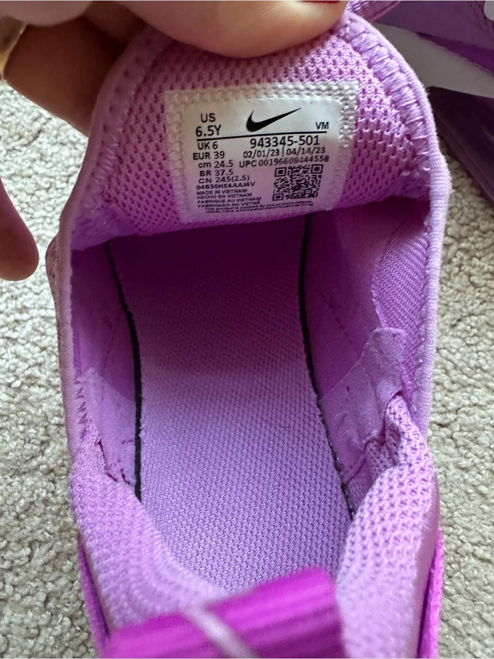 Nike Women's Air Max 270 — Lavender/Purple with White Swoosh